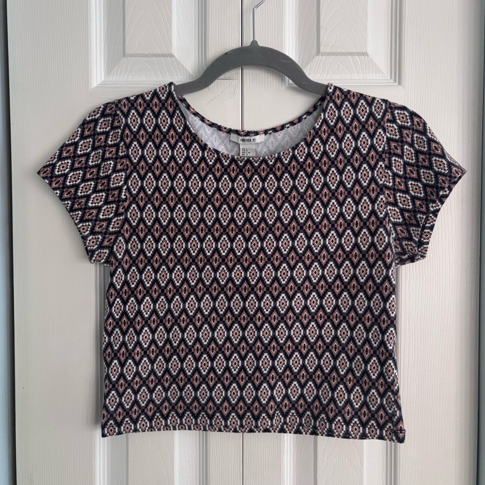 Forever 21 Diamond-Print Cropped Tee